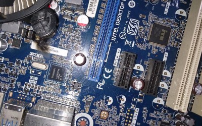 Разошлись контакты на системной плате